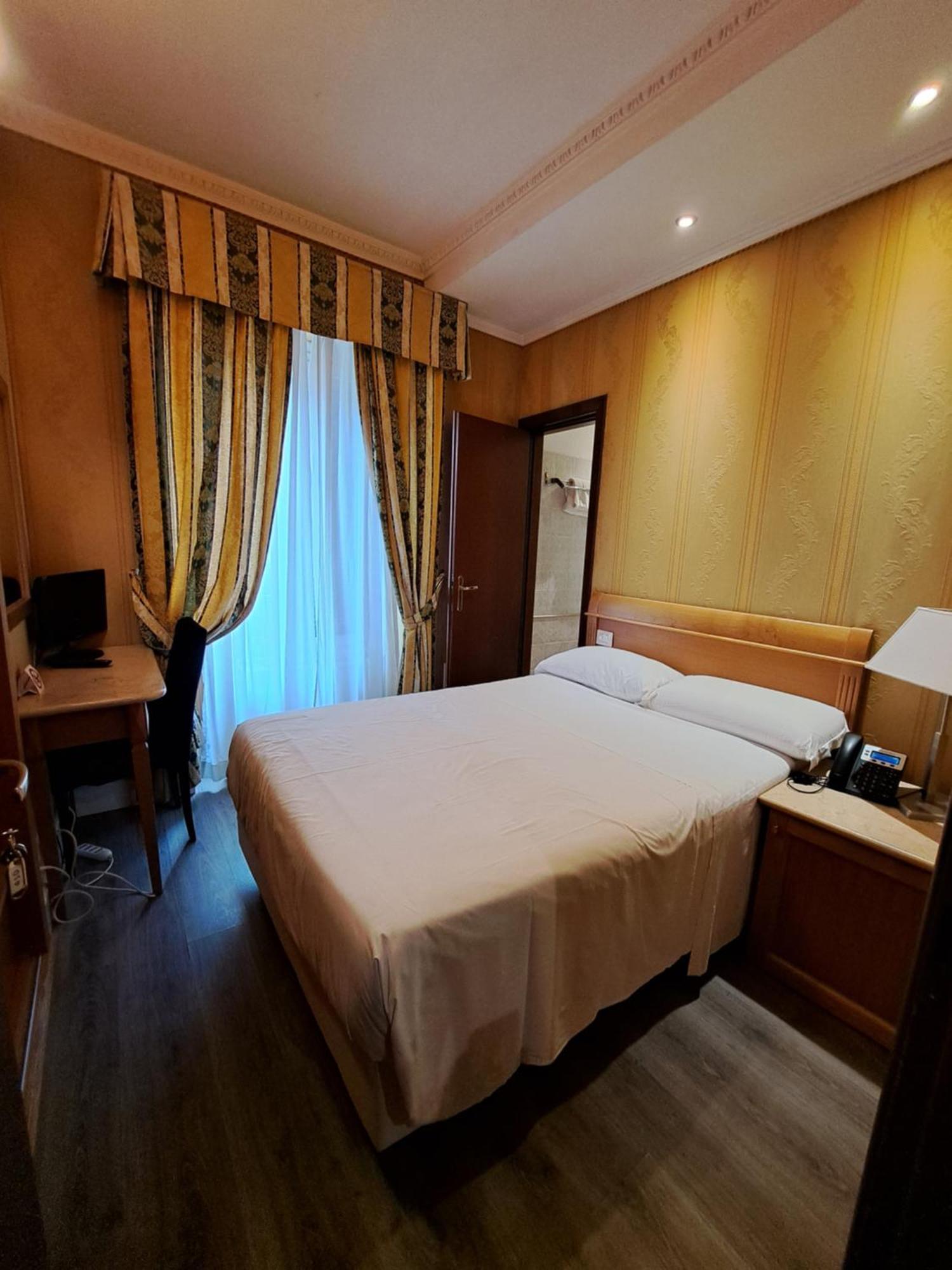 Hotel Dei Quiriti Rome Luaran gambar
