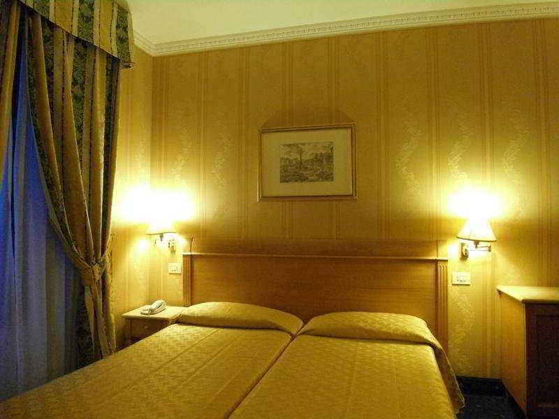Hotel Dei Quiriti Rome Luaran gambar