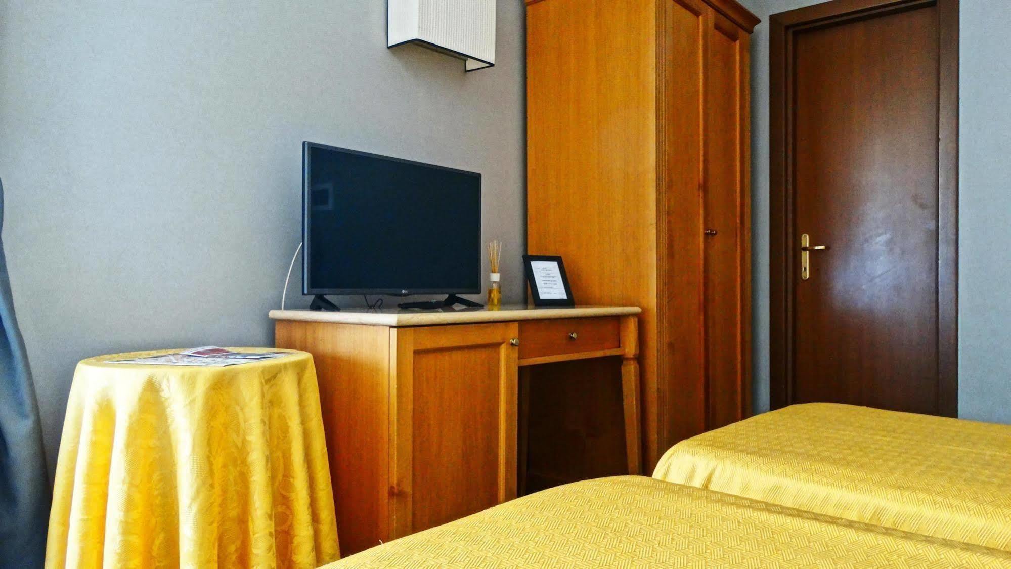 Hotel Dei Quiriti Rome Luaran gambar